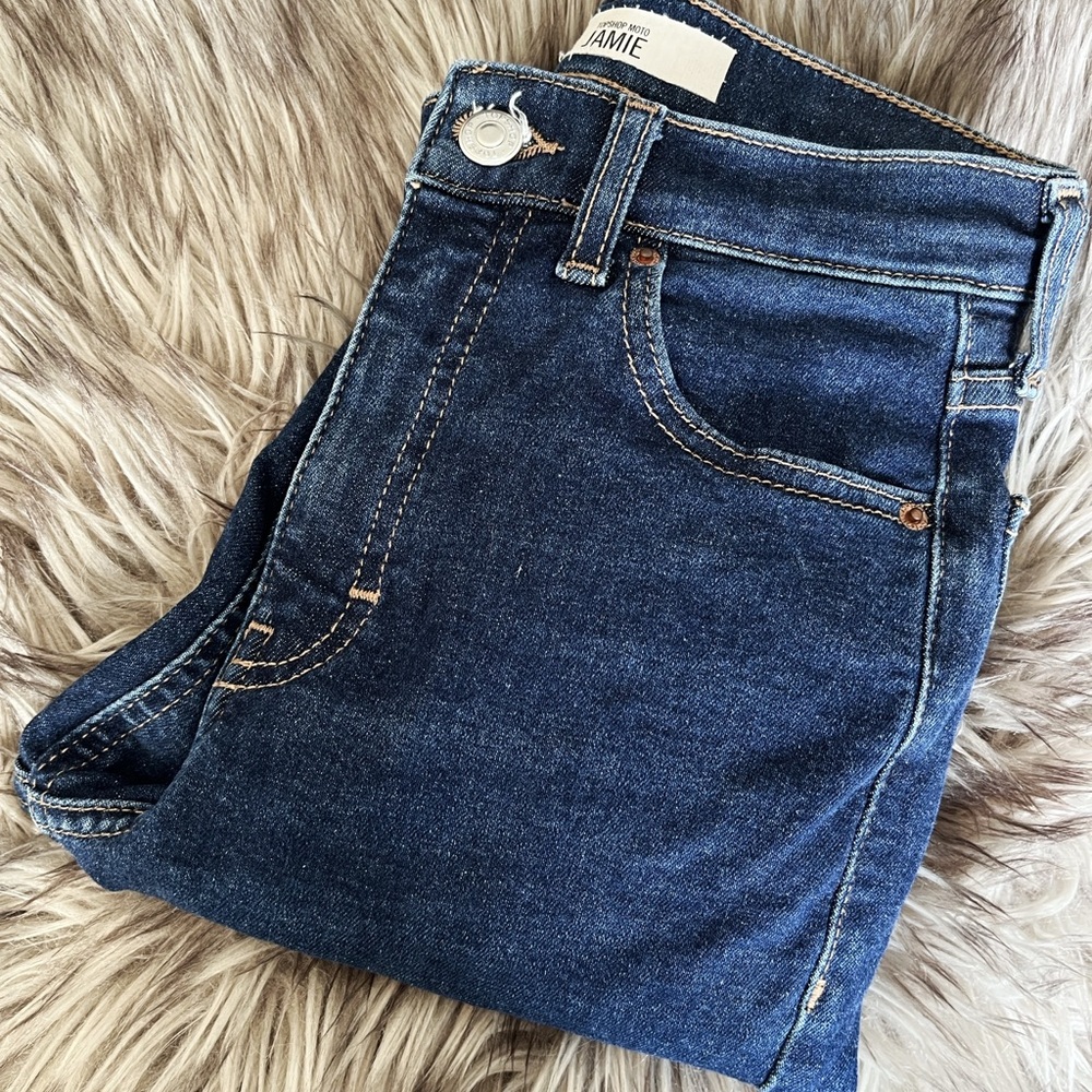 Topshop High Rise Skinny Dark Blue Jamie Jeans.